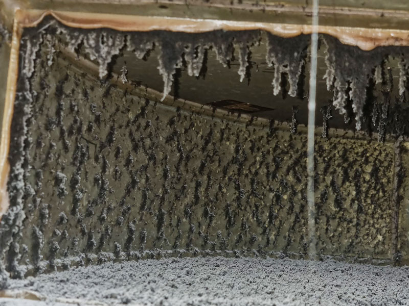 Stalactites de poussières